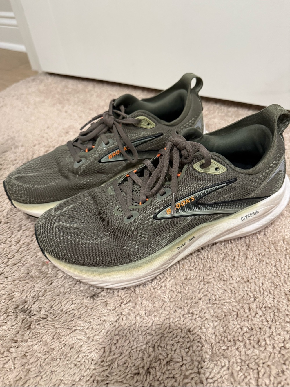Brooks Glycerin 22 Men’s Running Shoes Size 8.5 D Dusty Olive DNA Tuned Athletic